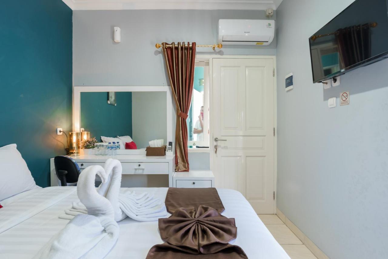 ホテル Fast Hous Syariah Bogor Mitra Reddoorz エクステリア 写真